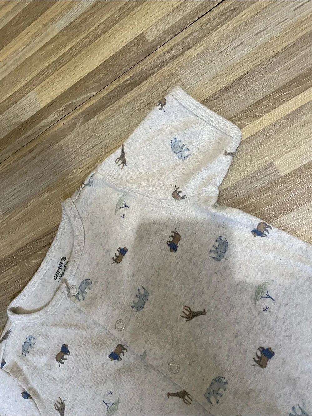 CARTER’s Romper size baby boy 24 months